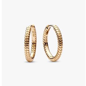 Pandora Moments Small Charm Hoop Earrings Gold Plated Brand New In Box